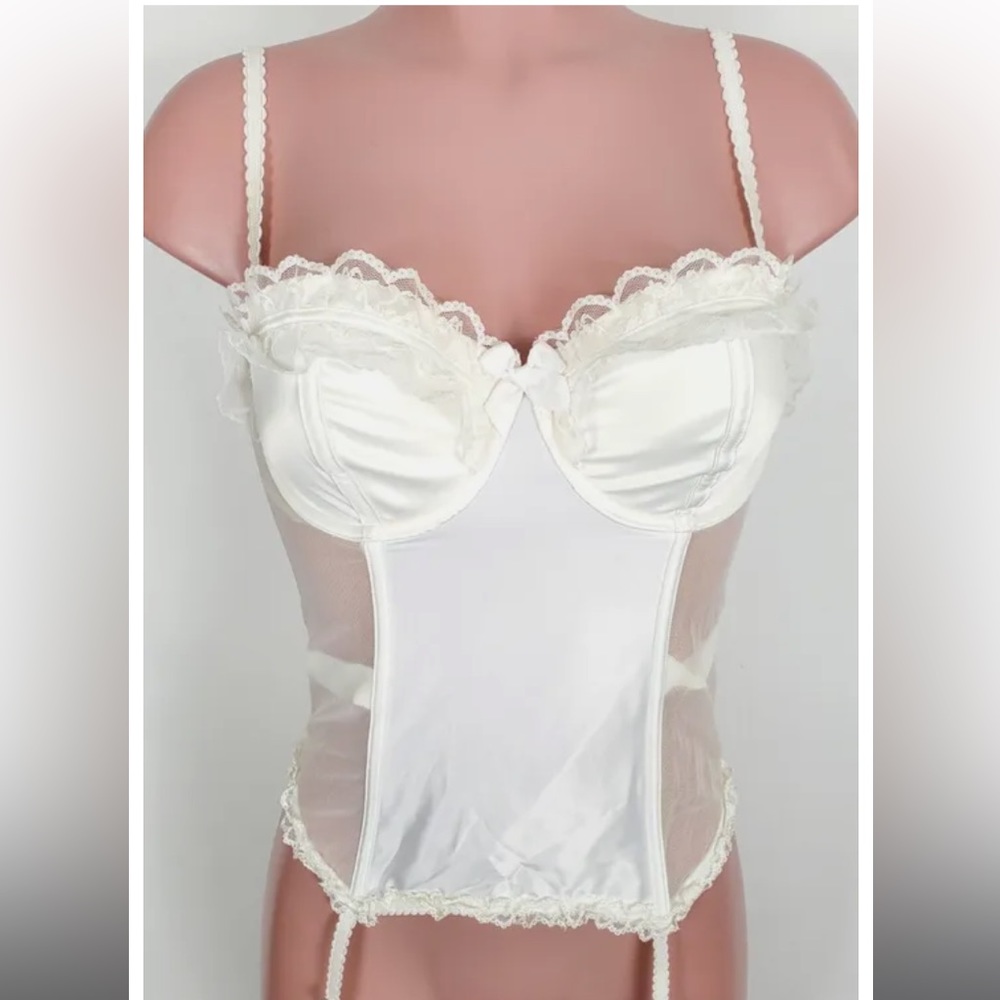 Victoria’s Secret I Do Bridal Lingerie Corset Bustier Garter White Mesh 36c.